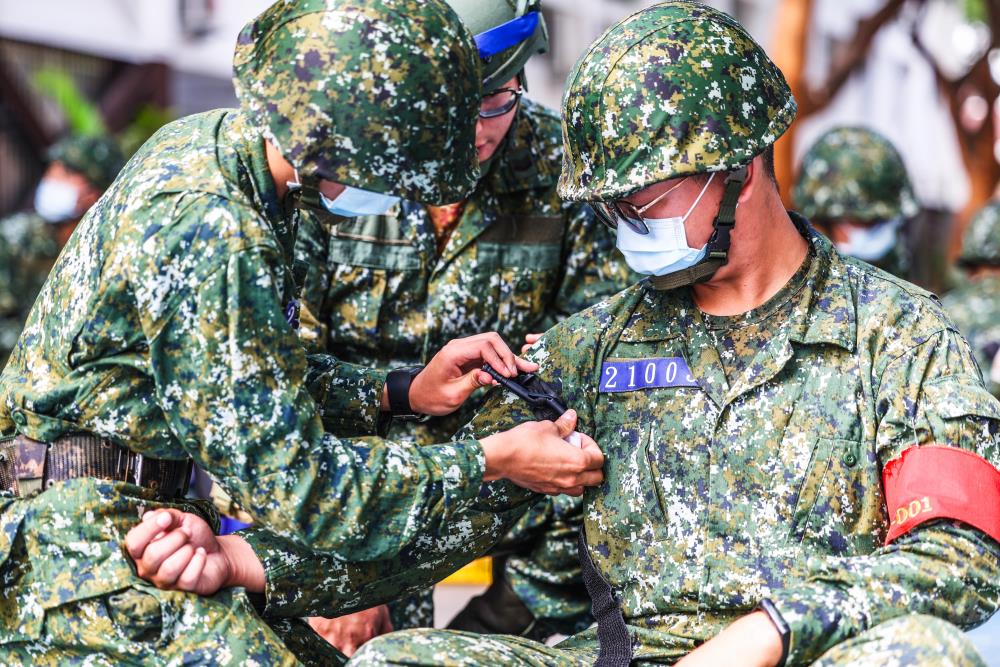 Combat injury first-aid training
